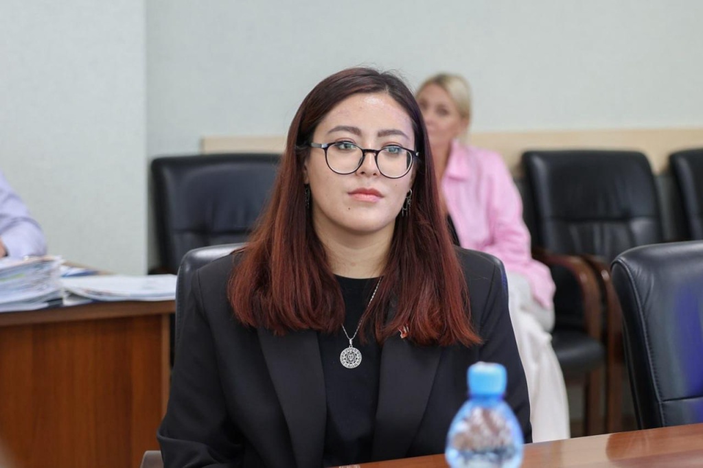 c078a340-58cd-4714-8a5e-7a115799235a.jpg c078a340-58cd-4714-8a5e-7a115799235a.jpg