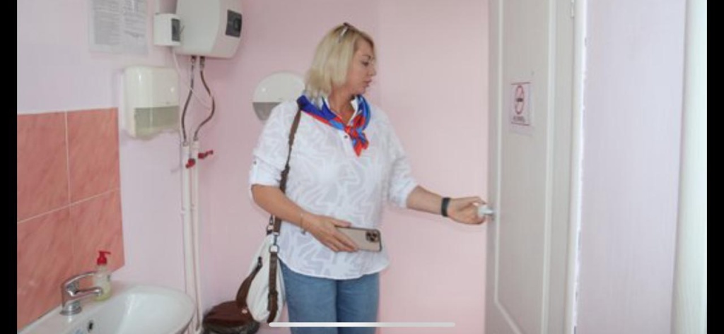 лицей туалет.jpg